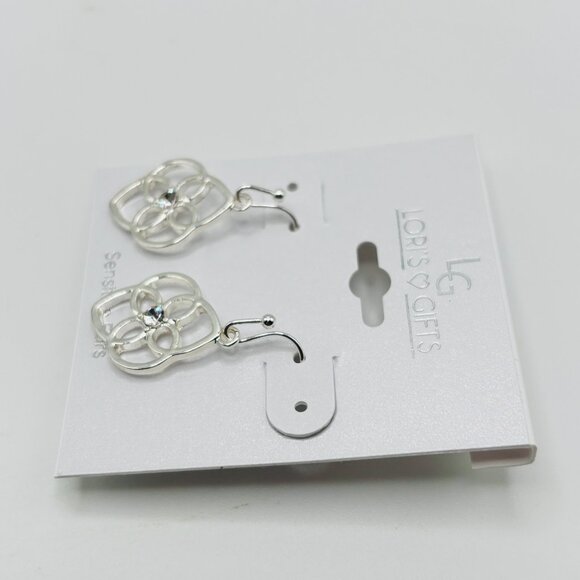 Lori’s Gifts Silver Tone Dangle Earrings Open Floral Drop Sensitive Ears Jewelry - Picture 2 of 3